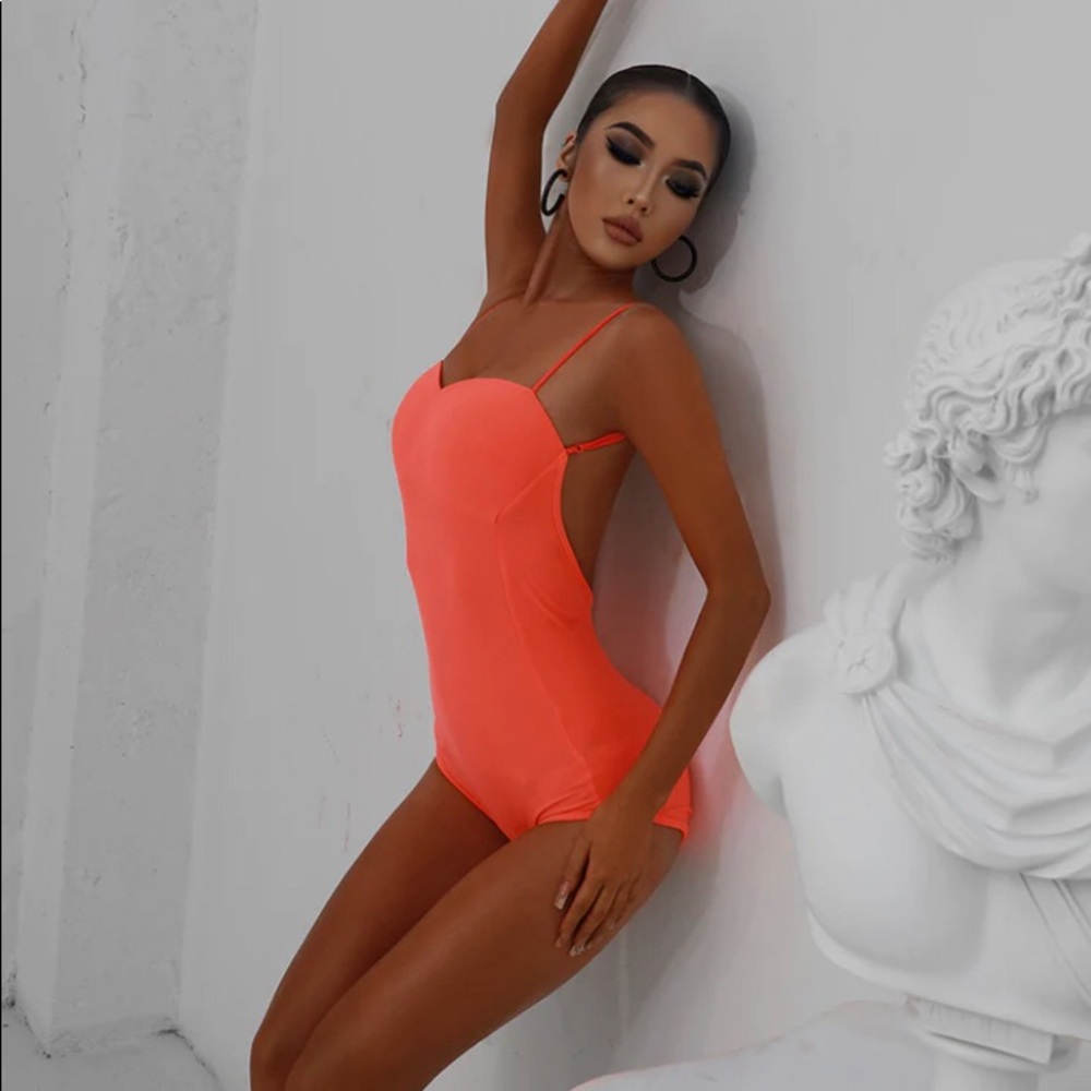 Dance bodysuit/leotard